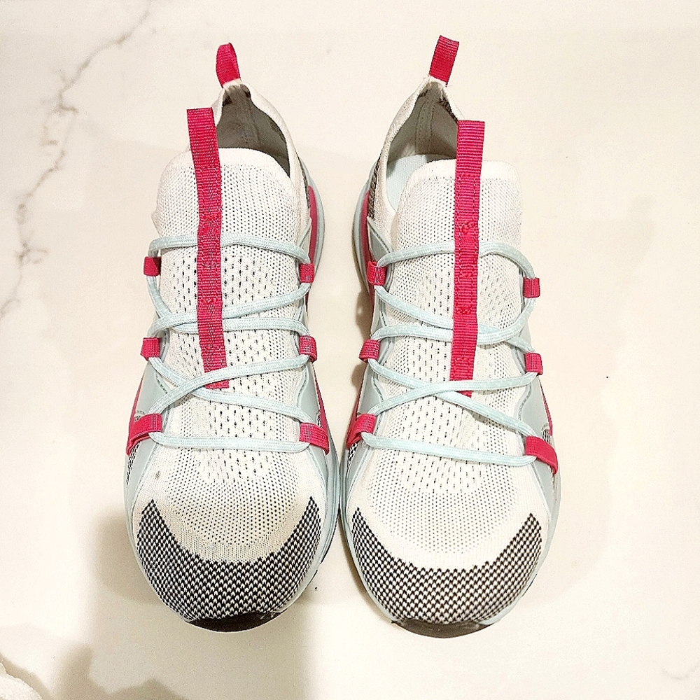 BRAND NEW Womens Athletic Works Size 6